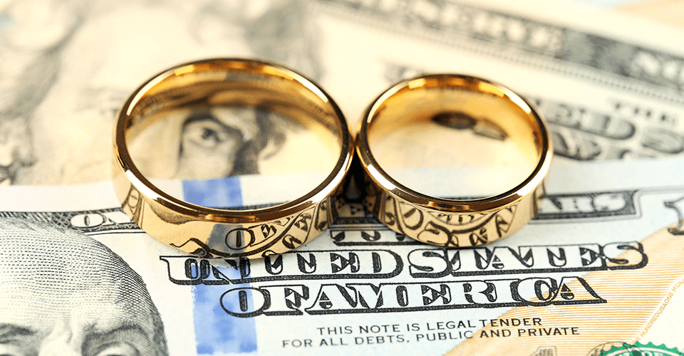 how to save money on your wedding