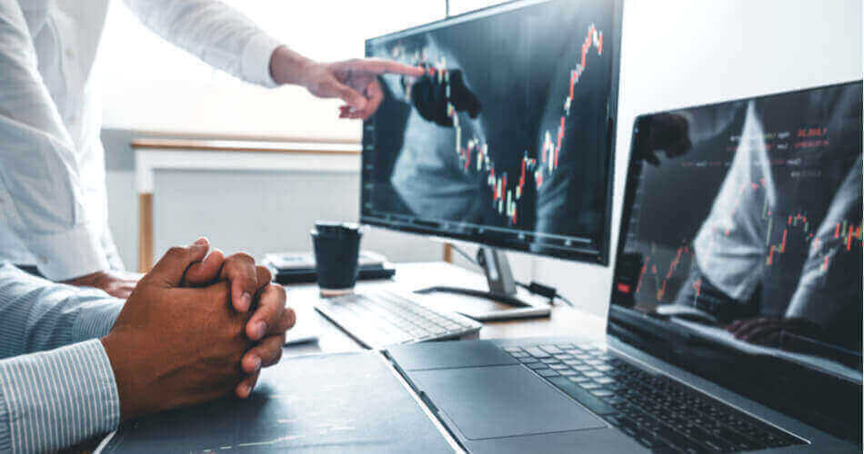 Golden Crossing Pattern: Charts & Examples - SuperMoney