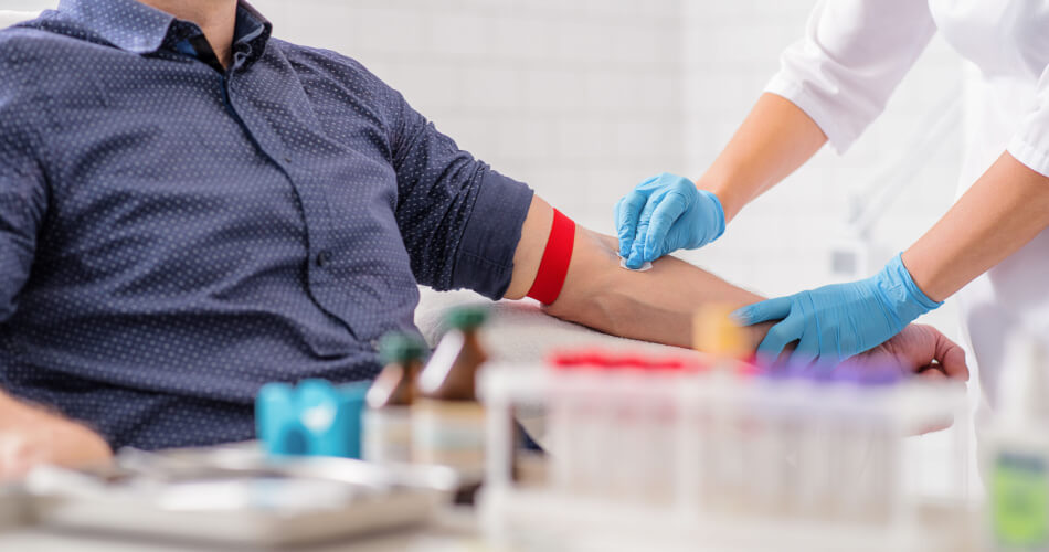 Man getting ready for a plasma donation after learning how much you can get from selling plasma